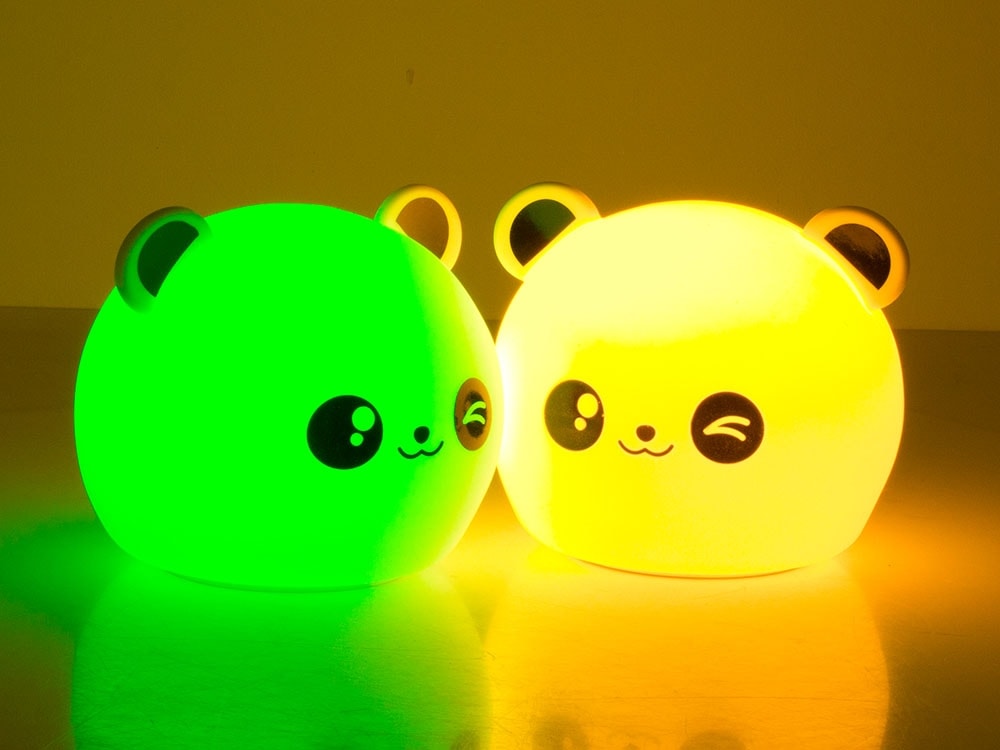 Oppladbar Panda Night Lamp - RGB - Silikon - Fjernkontroll (2 av 3)