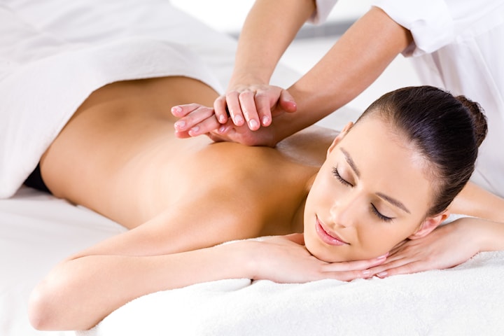 Kombinerad massage i 70 min hos Akupunktur och Medicin