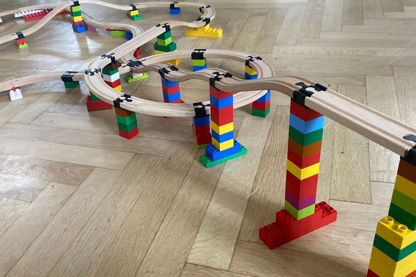 Toy2 Track Connector utbyggnadsset till tågbana XL 41 delar (5 av 19)