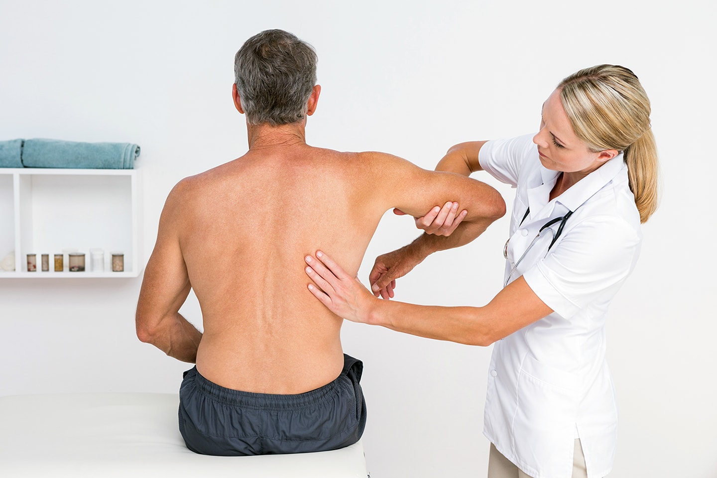 Kiropraktisk undersökning, behandling och medicinsk massage hos Wagners Kiropraktik (1 av 3)