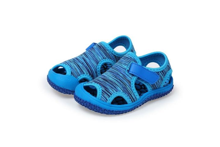 Halkfria sandaler för barn