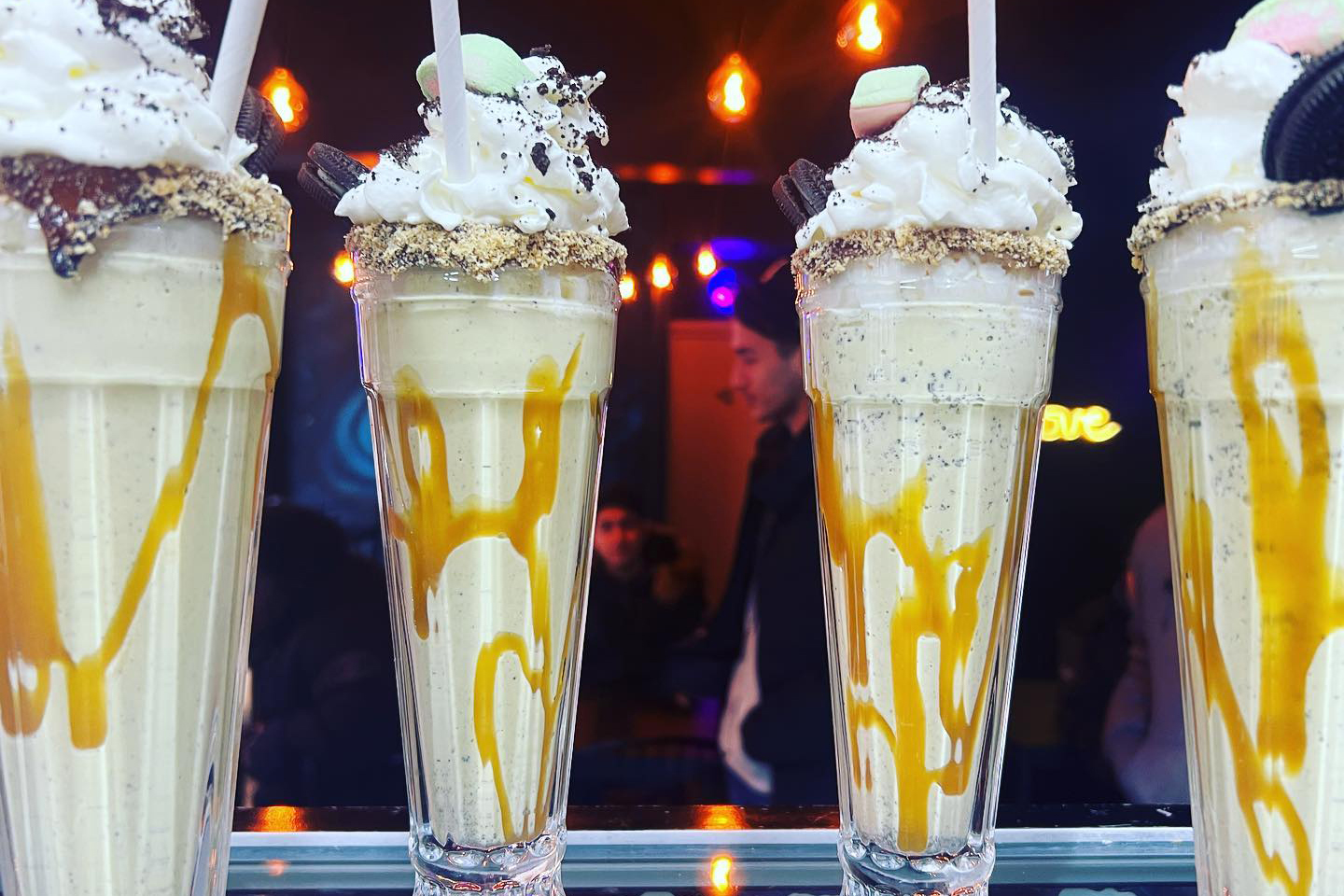 Milkshakes, drinks eller dirty fries hos Galaxy Burgers | Let’s deal