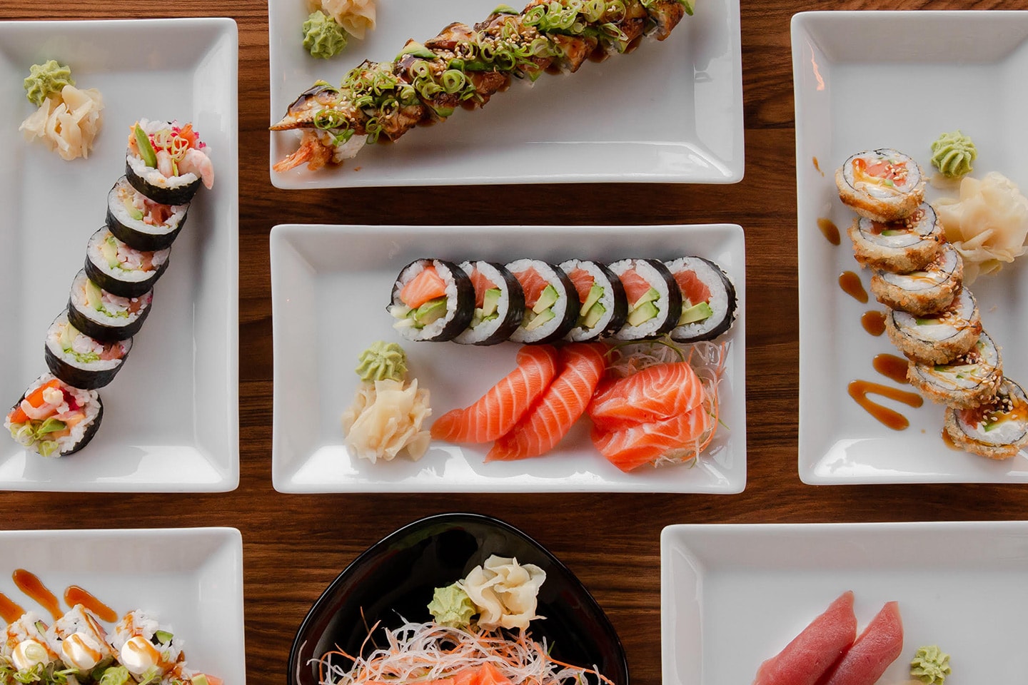 12 eller 24 biter sushi hos Fish Me (takeaway) (1 av 6)