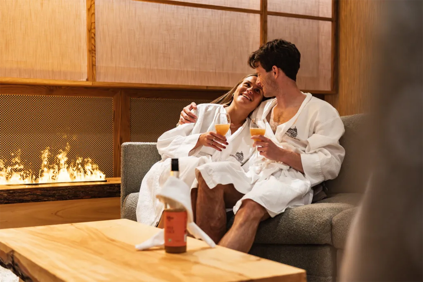 1 eller 2 netter i dobbeltrom for 2 inkl. frokost/middag og spa-inngang på Sundvolden Hotel - booking alle dager!