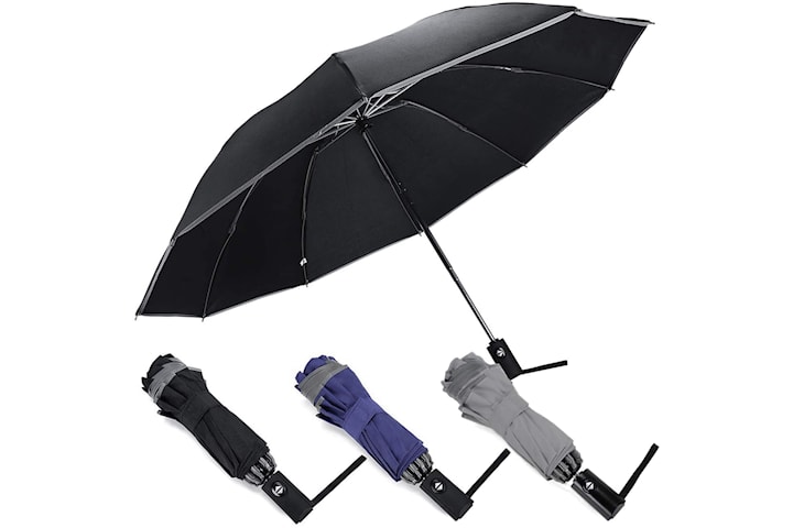 Paraply med reflex och ficklampa
