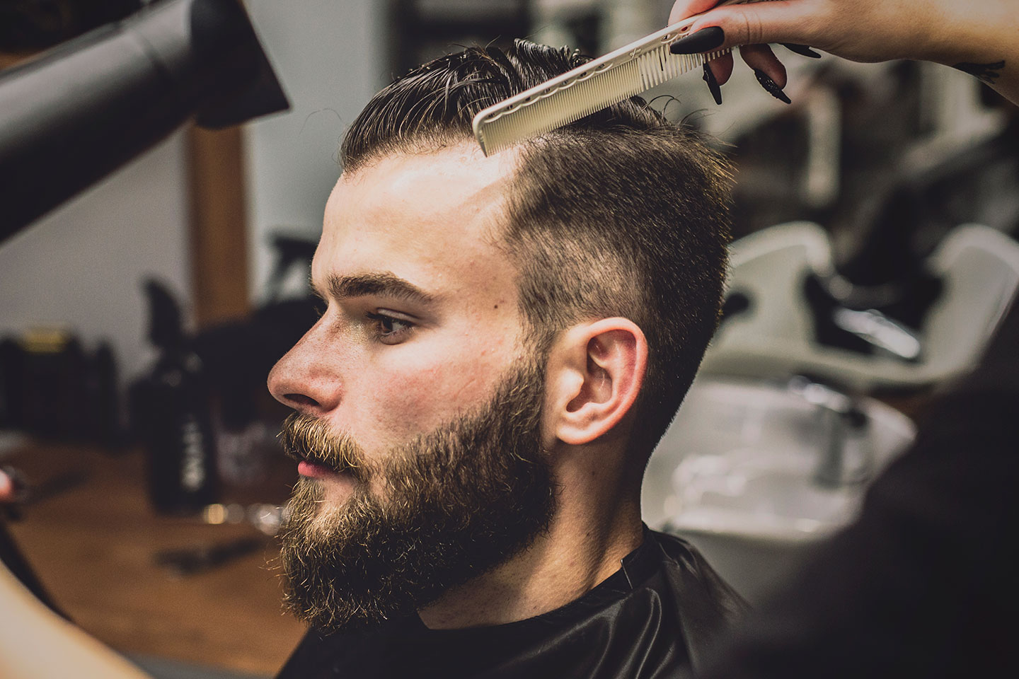 Herr- eller damklippning hos NC Studio i Vasa