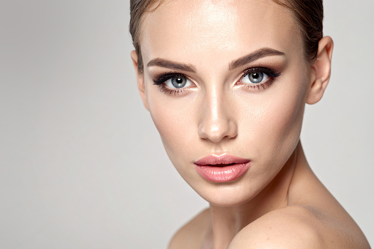 Hydrafacial, Kjemisk peeling og Microneedling hos Luna’s Beauty Clinic på Bislett