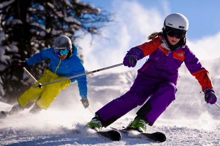 Kurs i ski eller snowboard for barn, ungdom og voksne fra skikurs.no, inkl. heiskort (1 av 9) (2 av 9)