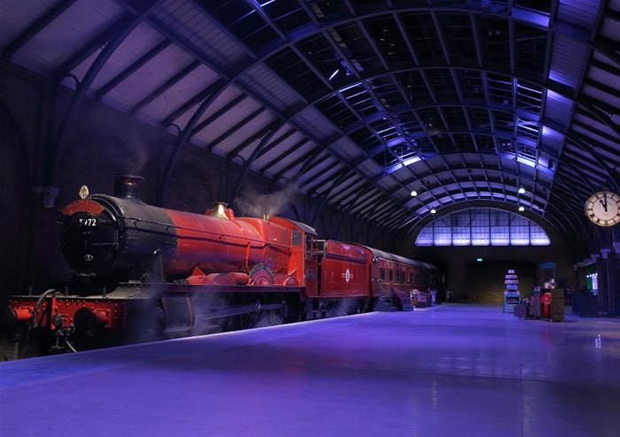 Tre inn i det magiske Harry Potter universet på en reise til London i November & Desember (5 av 9)