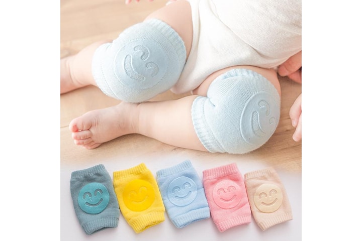 Knäskydd för bebis som lär sig krypa mot smärta och skav