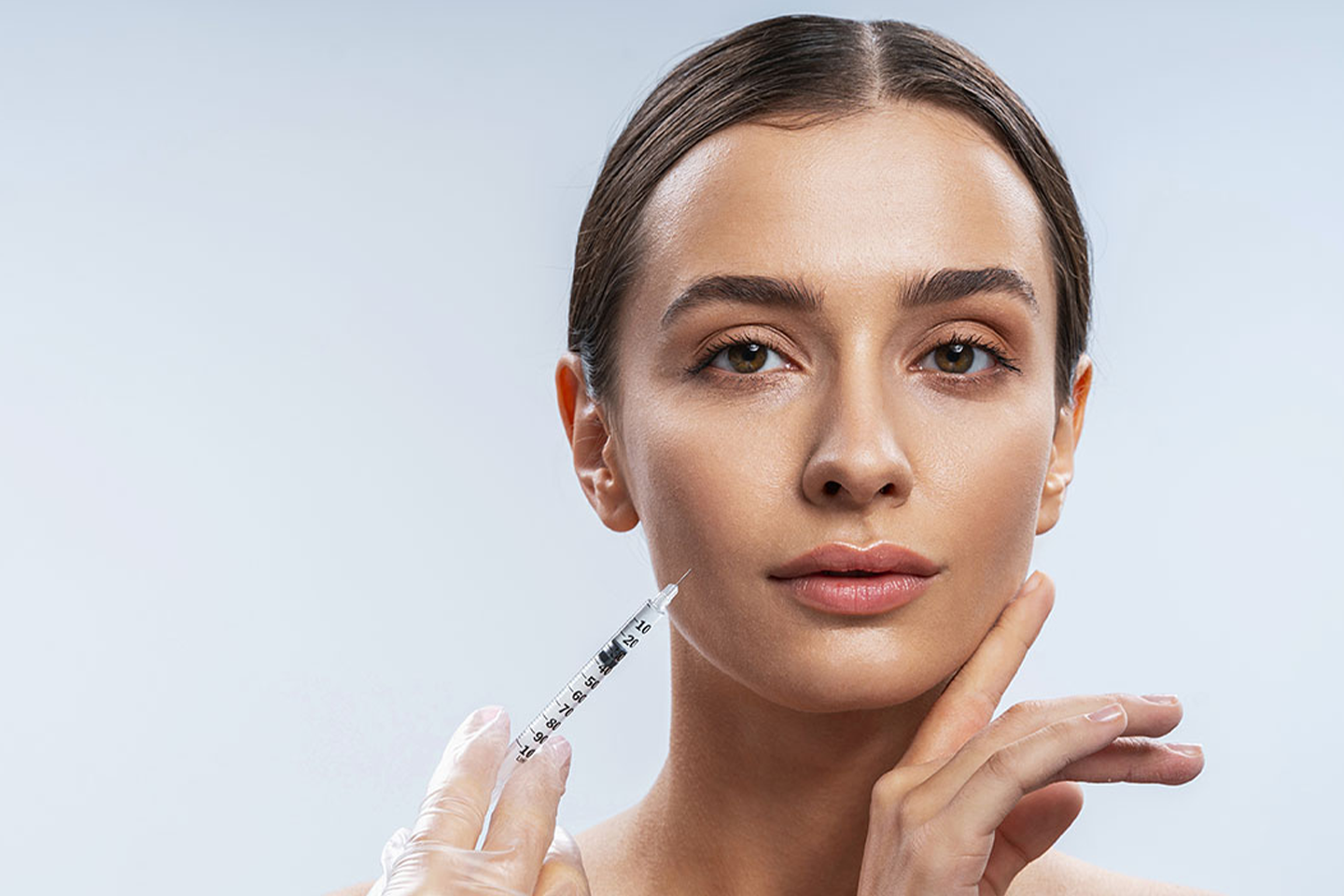 Jalupro skinbooster för ansikte eller hals hos F.Imanuell Beautyface