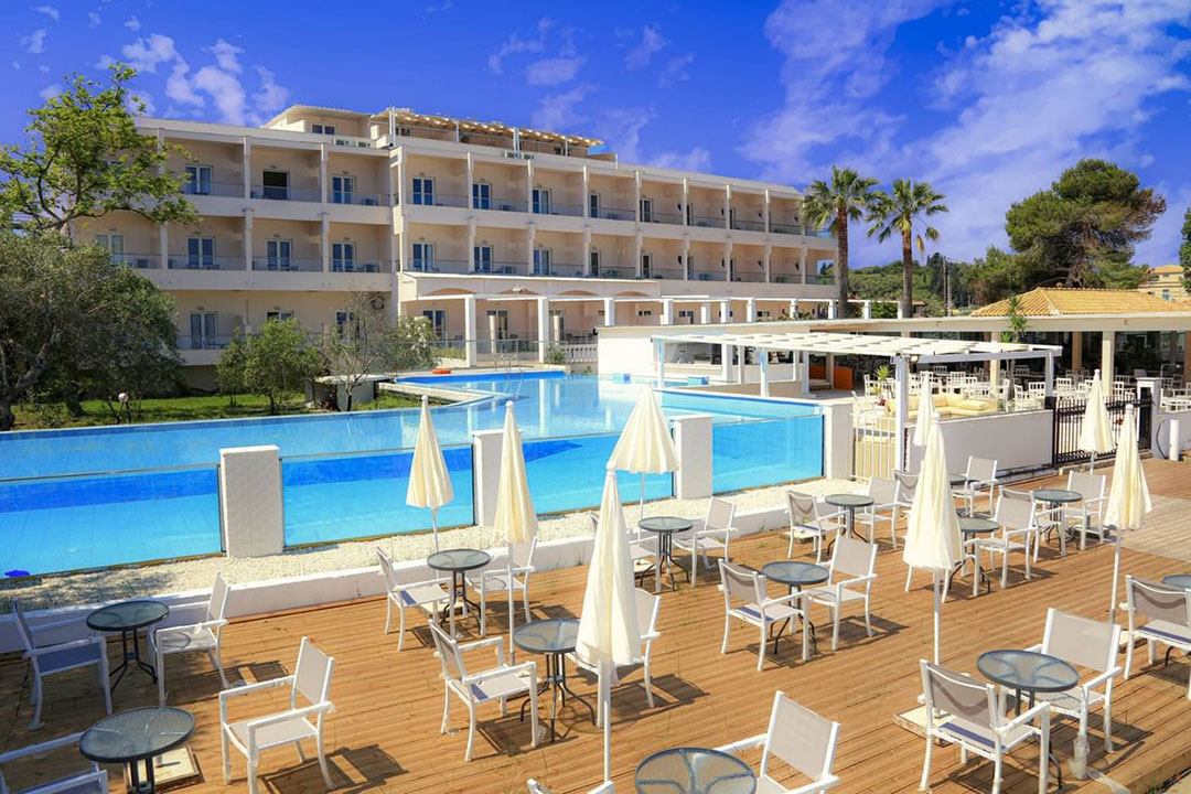 1 vecka för 2: Light All Inclusive och boende på Korfu i Grekland