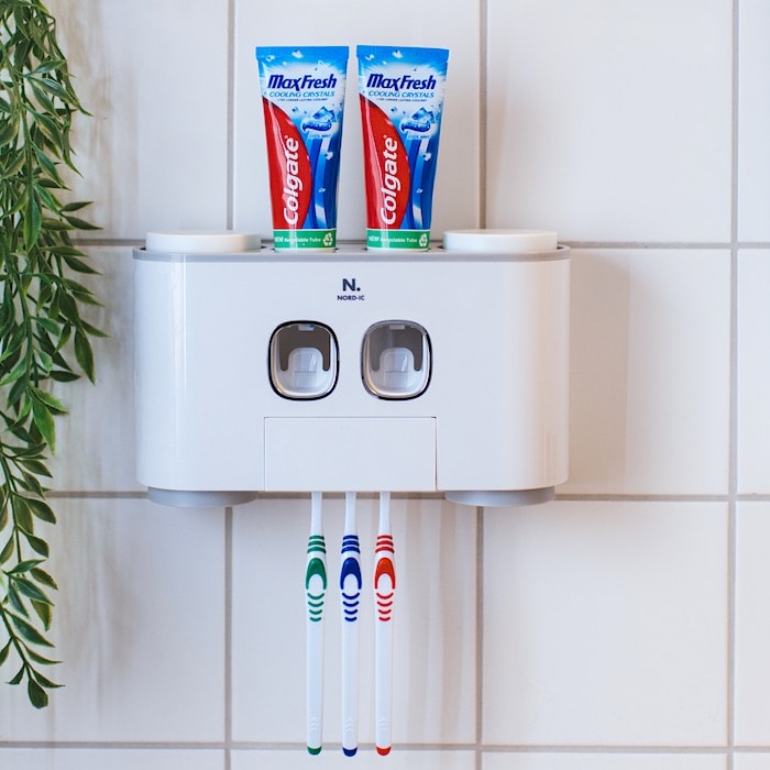 Tandborsthållare automatisk tandkrämsdosering (1 av 10)