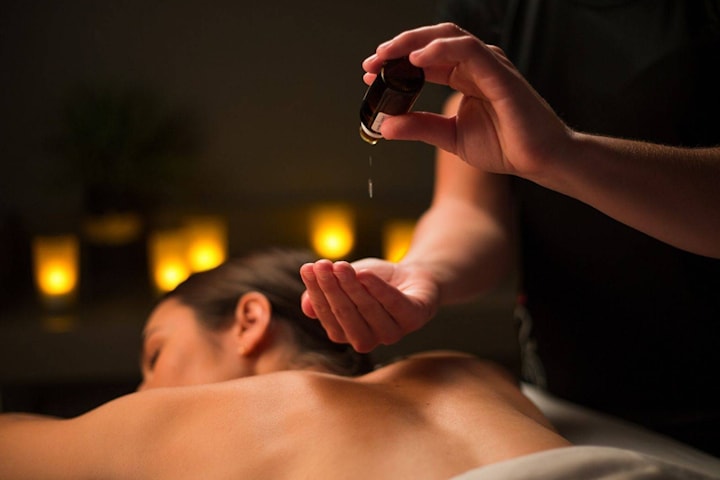 Avstressande massage med CBD hampolja hos Skönhetshuset i Solna