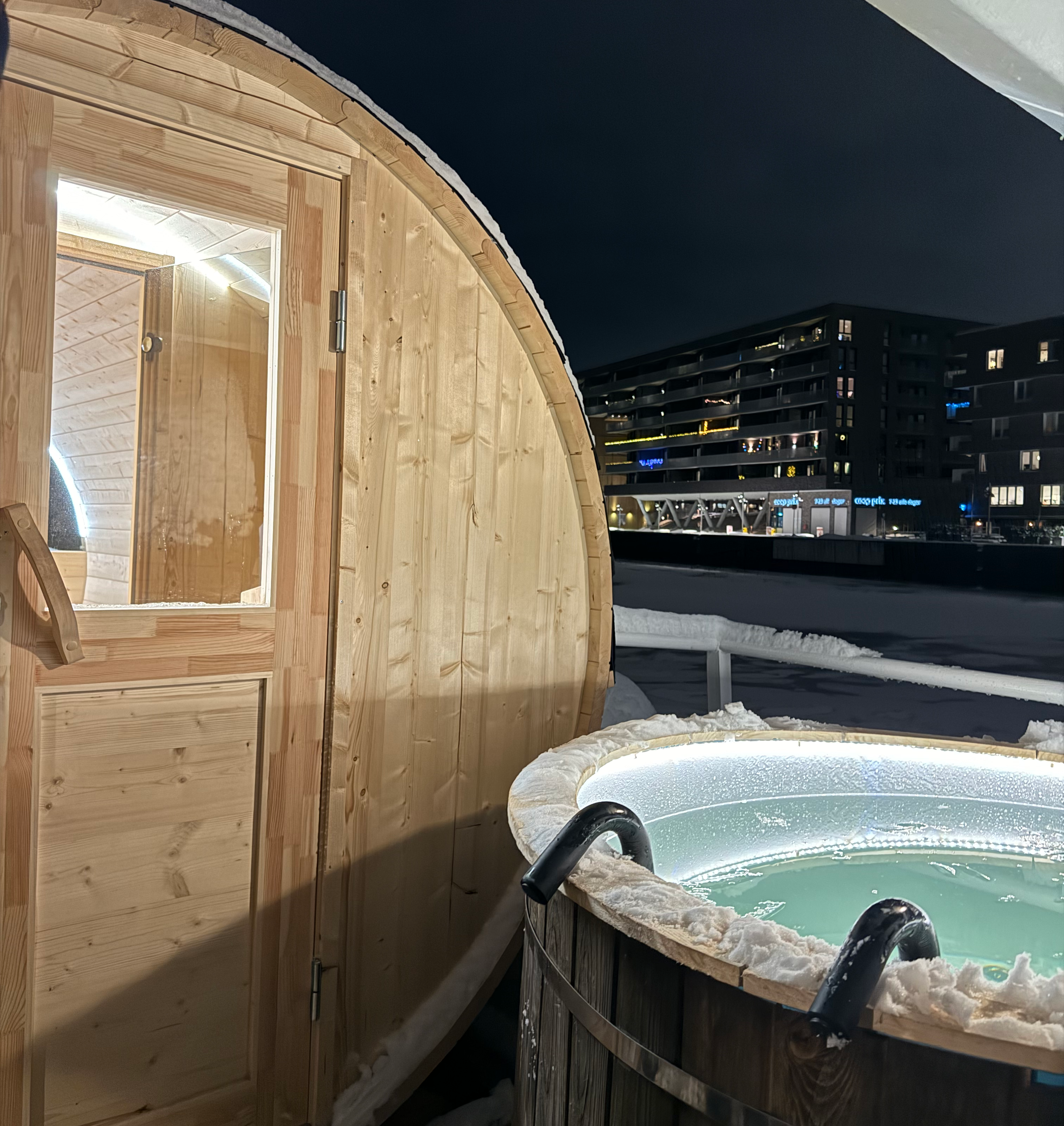 Offentlig eller privat badstue, med tilgang på lounge og servering på M/Y Spirit of Oslo (4 av 9)