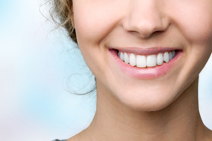 Betal 1 900 kr og få 55% rabatt på usynlig tannregulering hos Complete Smiles på Etterstad
