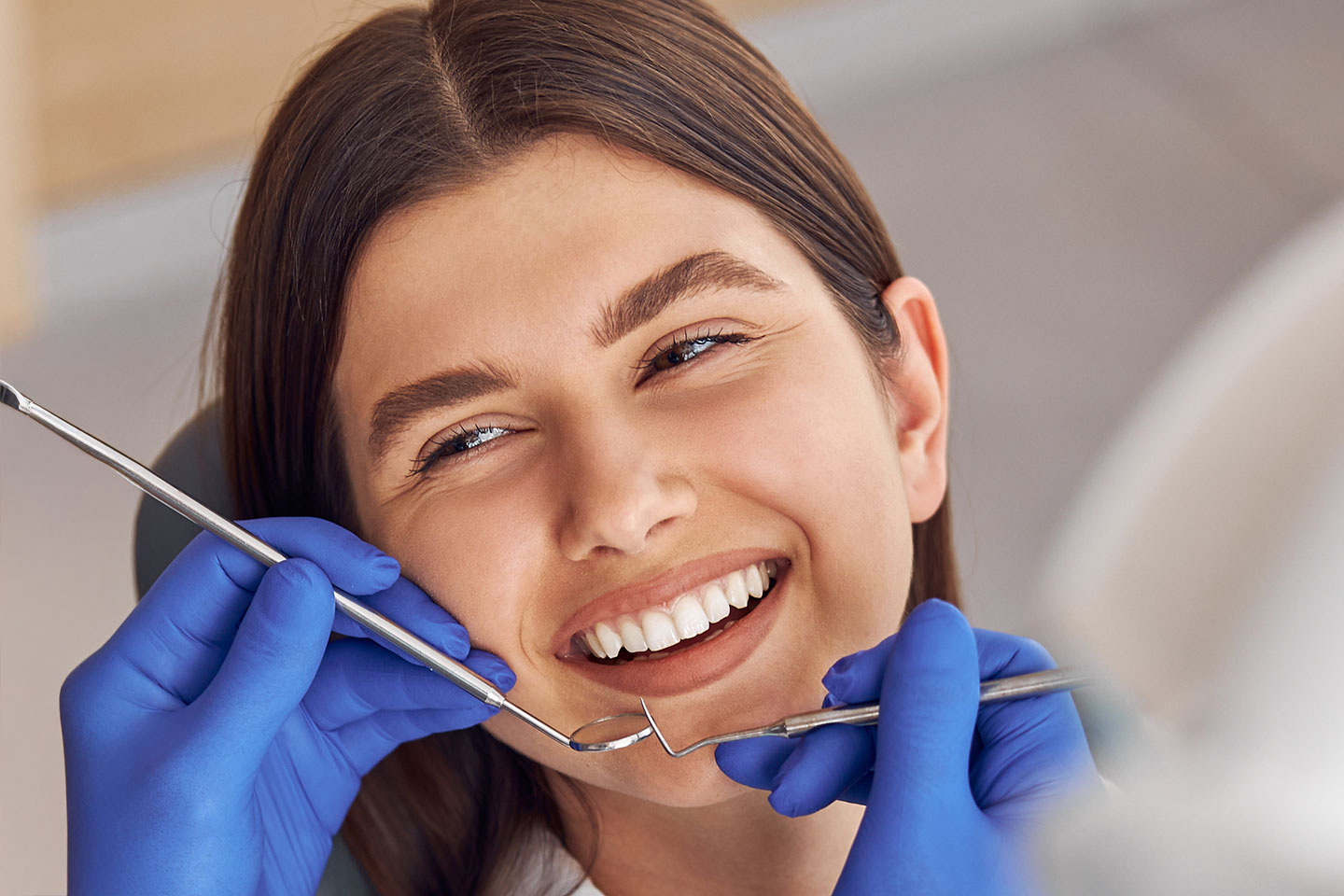 Komplett tandundersökning med Airflow hos West Dental