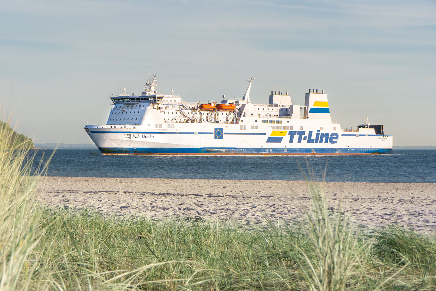 Färjeöverfart till Litauen för 4 personer, bil och standardhytt