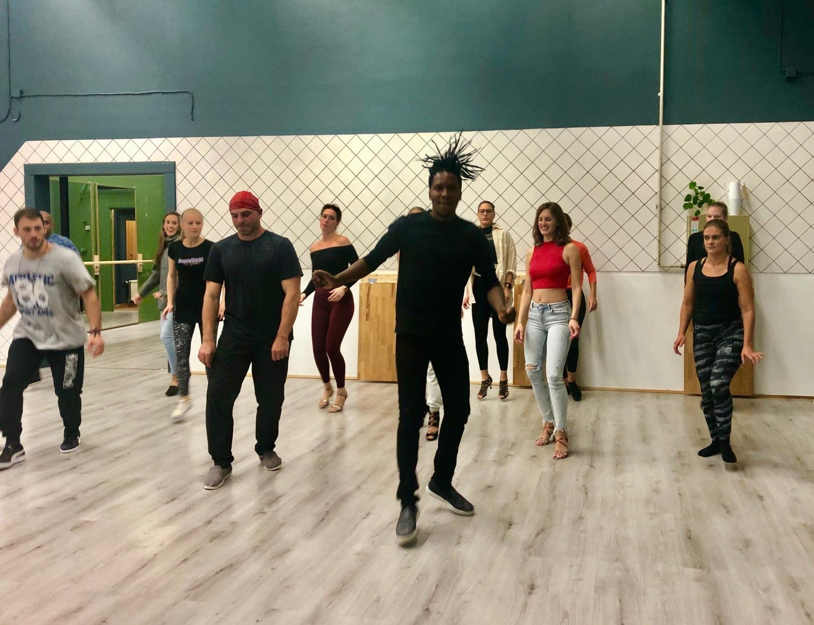 Nybörjarkurser i dans hos Dakali Dance School (2 av 6)