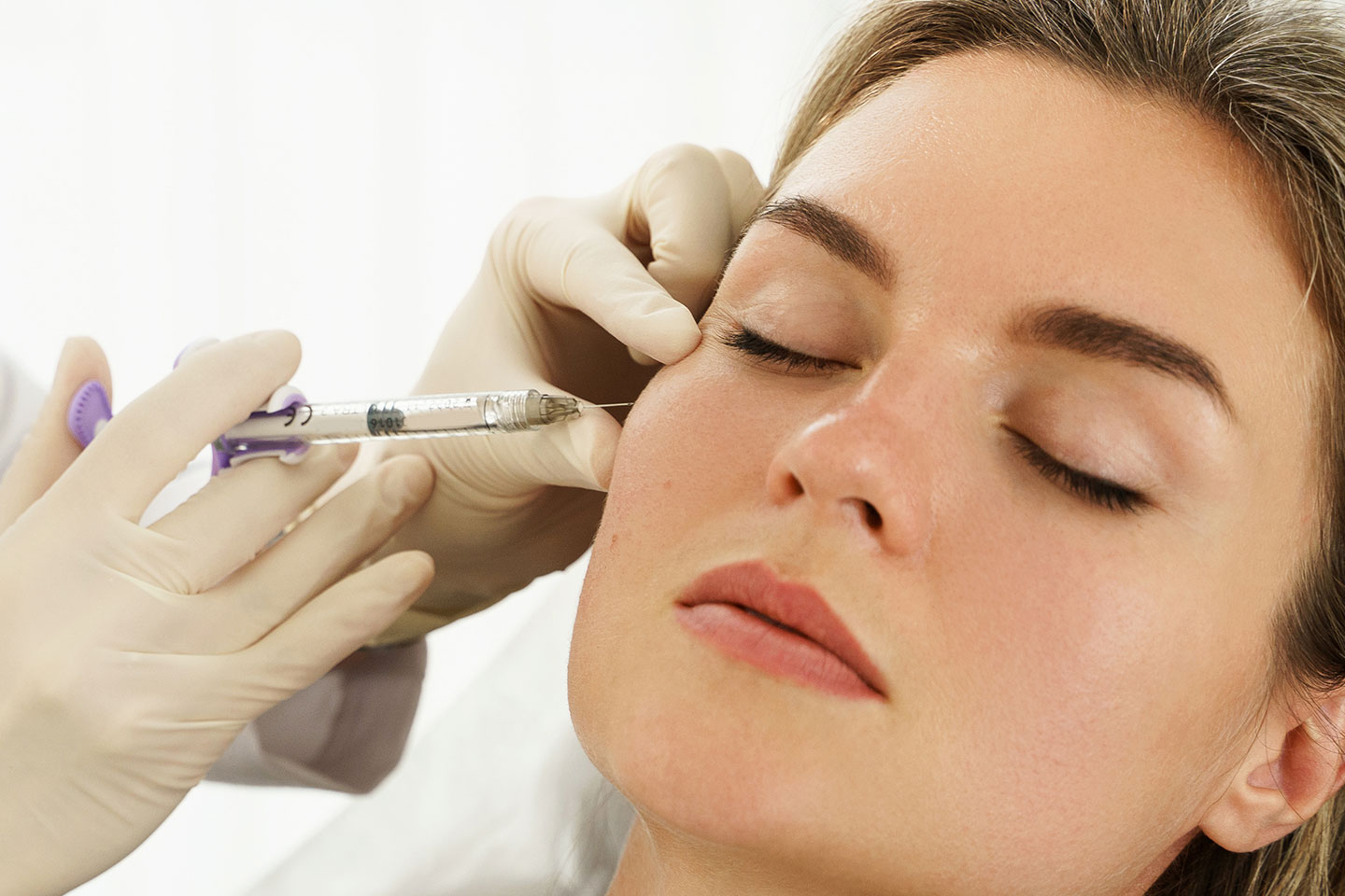 Filler Revolax 1-2 ml av leg. sjuksköterska i centrala Malmö