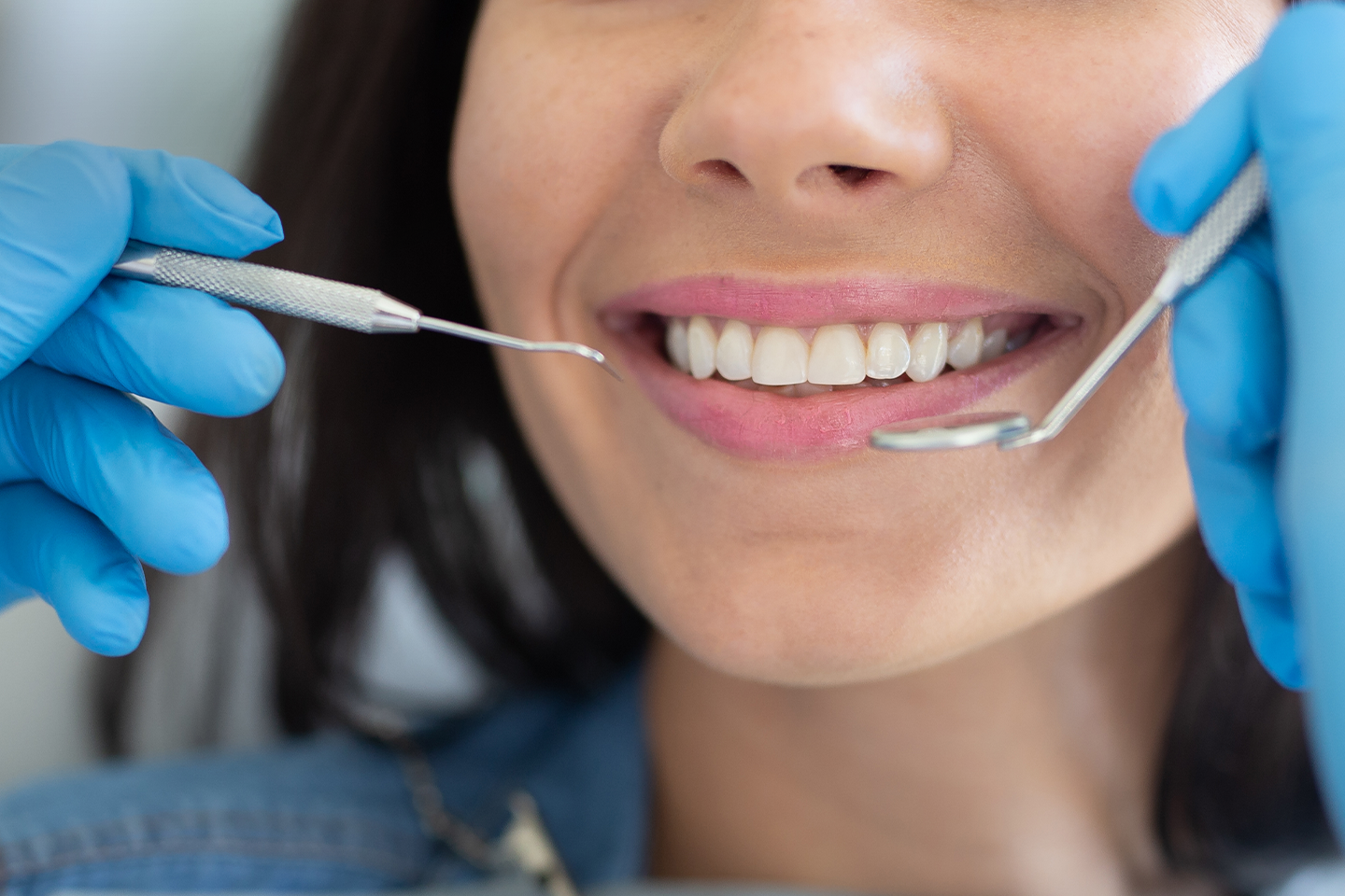 Tandundersökning inkl. Airflow hos Linné Tandläkarcenter