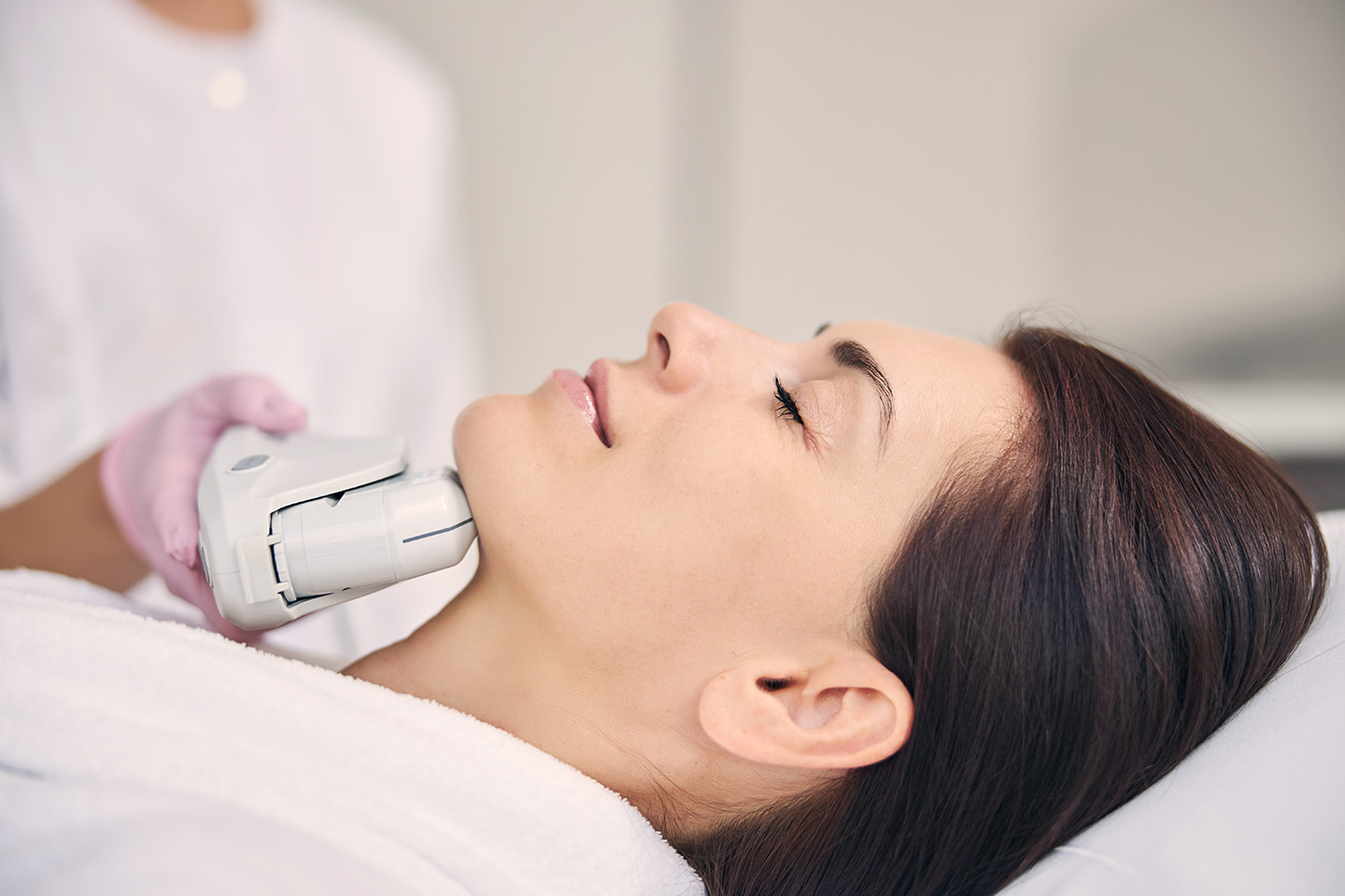 HIFU-behandling hos My Beauty Yassi i Västra Frölunda