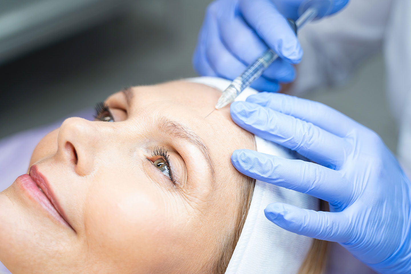 Botulinumtoxin 1-3 områden eller Mini Face Lift 3 ml i Majorna