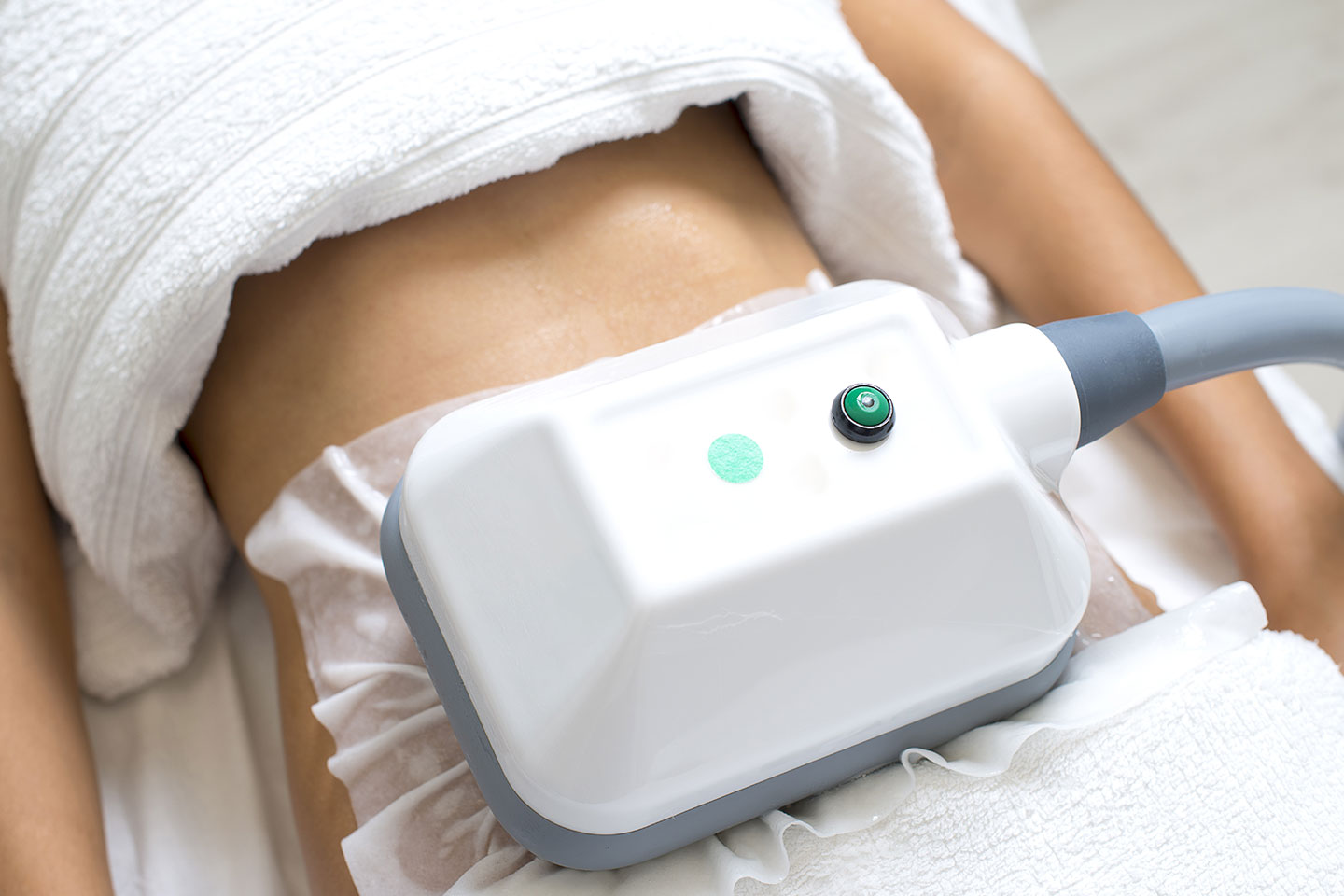 Fettfrysning med Cryo Extreme hos Hazar Beauty i Sundbyberg