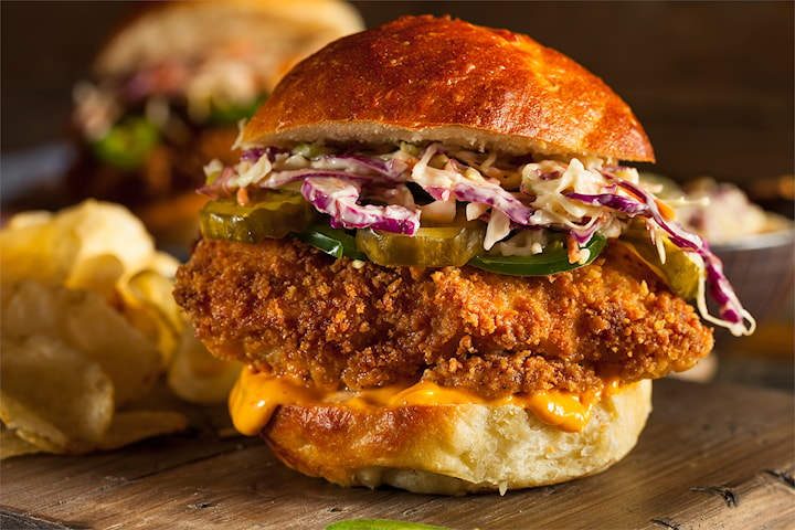 Få en digg Southern Fried chicken burger med fries hos Buns Burger på Sørenga