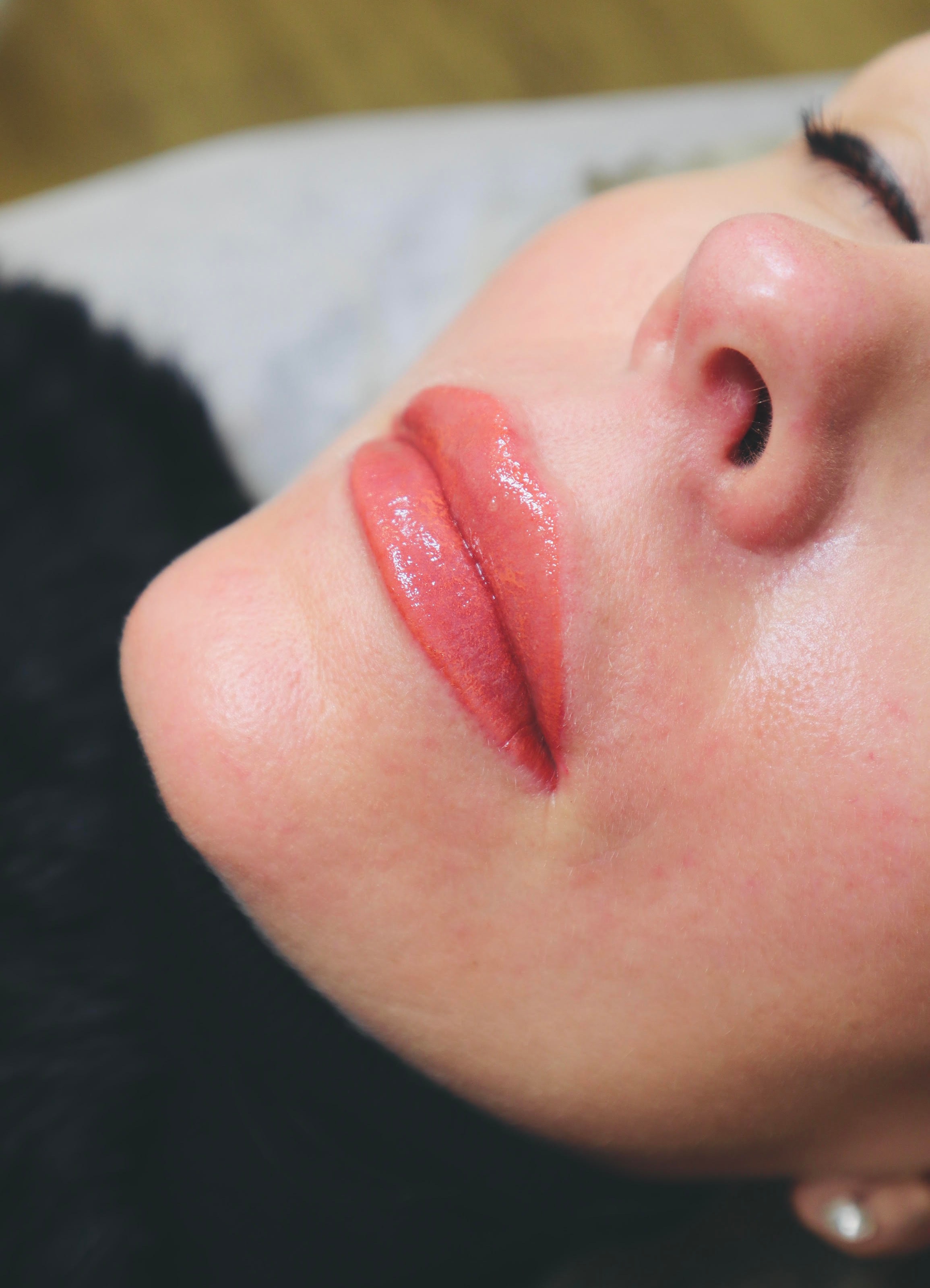 Nano lips läppigmentering hos 4ever Young Beauty (2 av 5)
