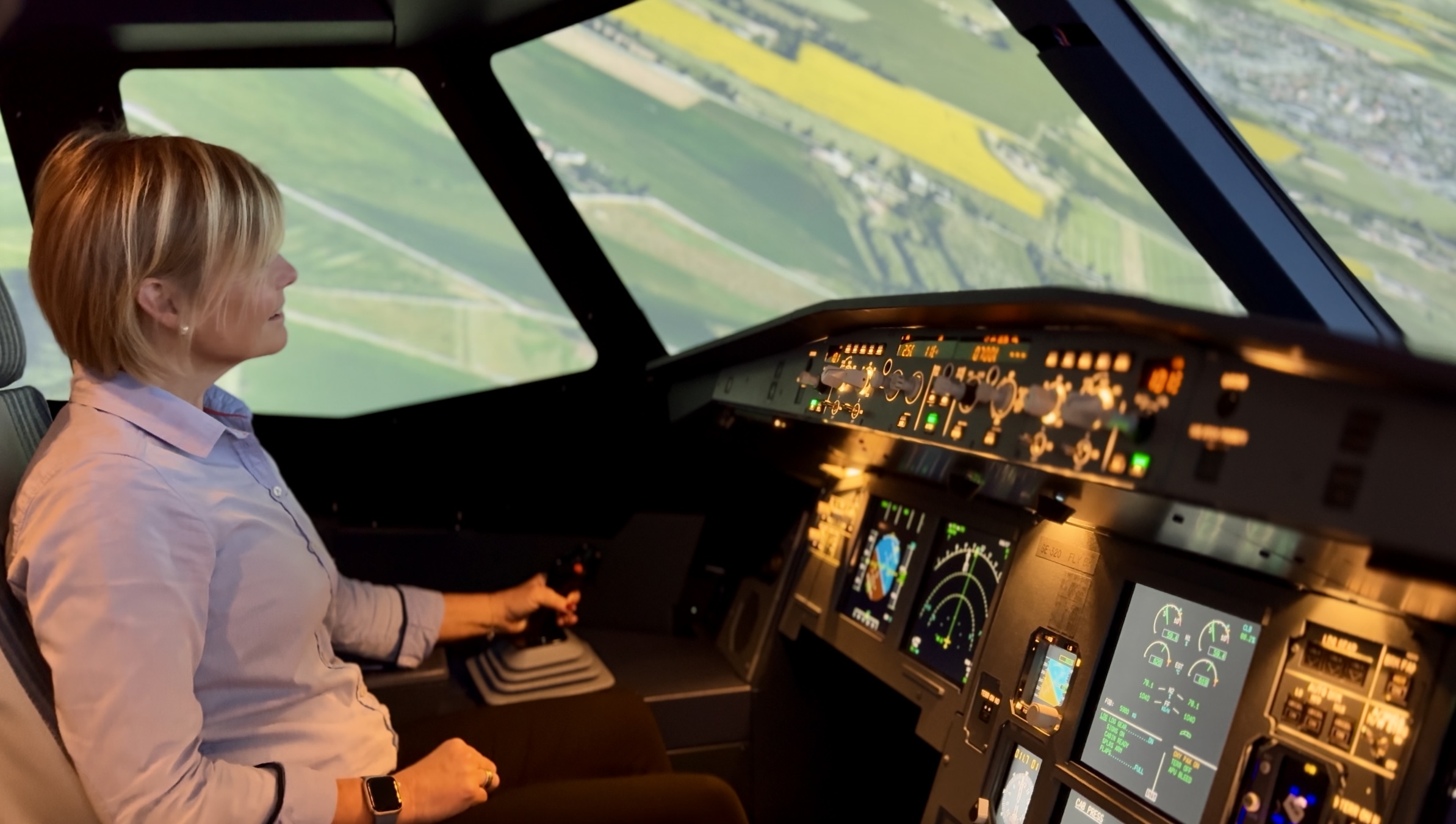 Flyg Airbus A320 i Flygsimulator hos FlyBy på Quality Hotel View i ...