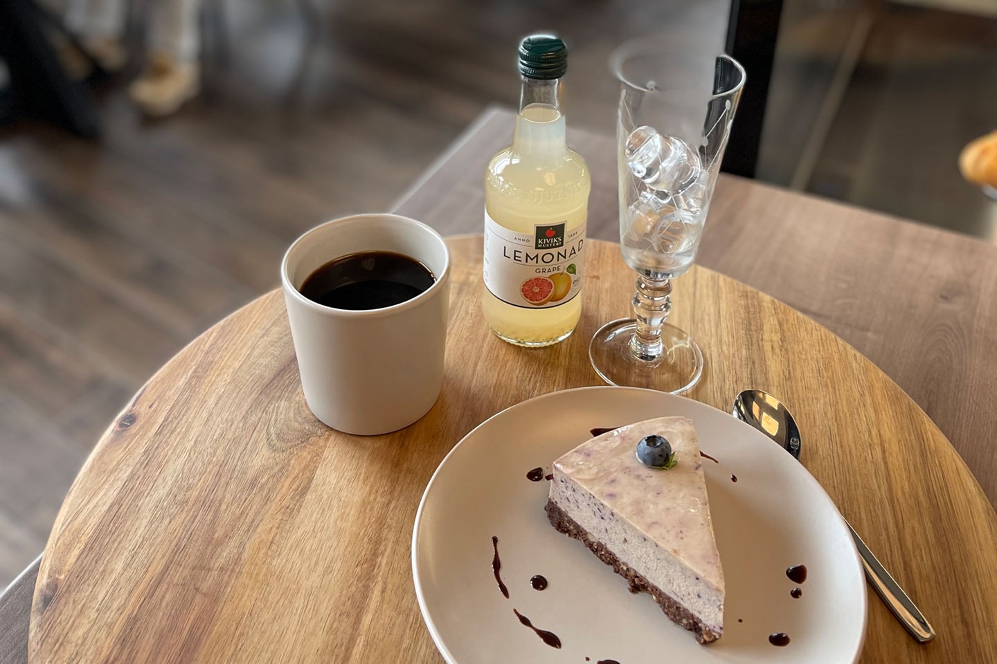 Valfri bakelse med kaffe eller te hos Zia Sweet & Salt i Kungsbacka (5 av 26)