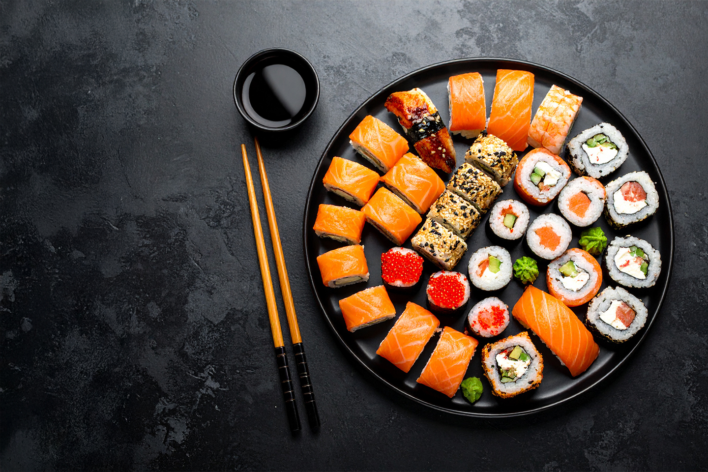 Takeaway 24 eller 37 biter Sushi + Kyllingspyd & Misosuppe hos Japo Sushi Ullevål