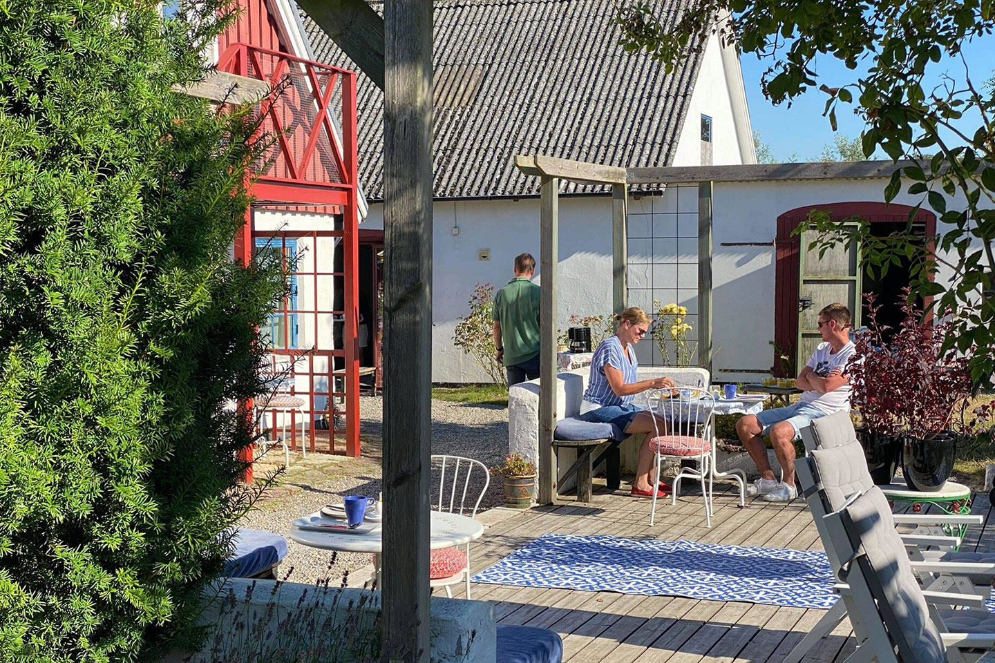 1 natt för 2 på Österlen med frukost, lyxig räkmacka och cykelhyra