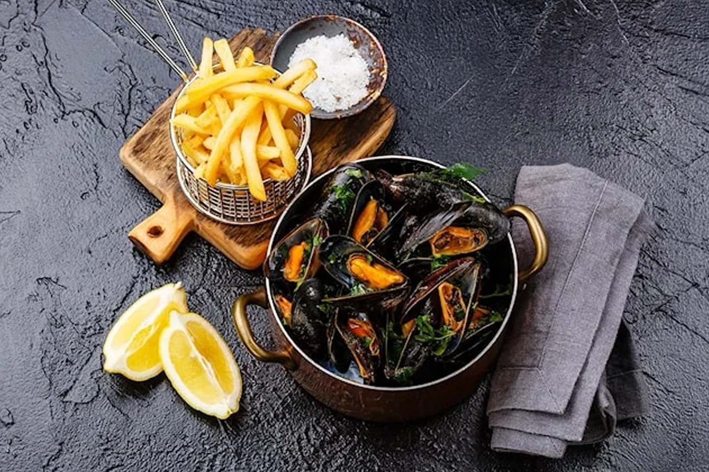 Moules Frites hos Bistro Sante vid Triangeln