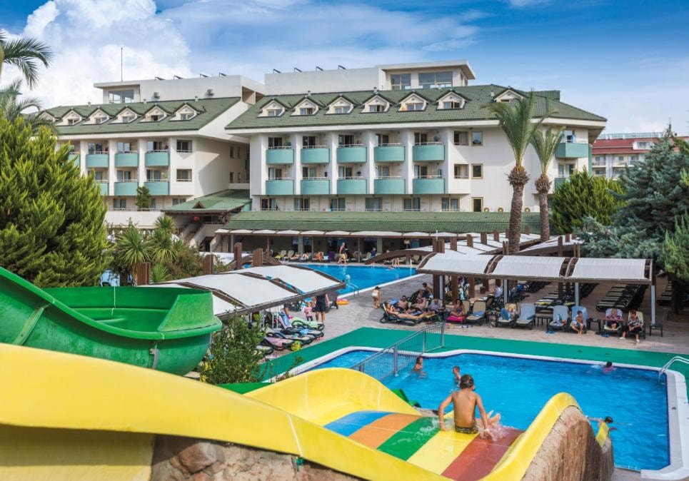 Ta en tidlig sommerferie med 7 netter All Inclusive på 5* hotell i Antalya, inkl. fly (6 av 9)