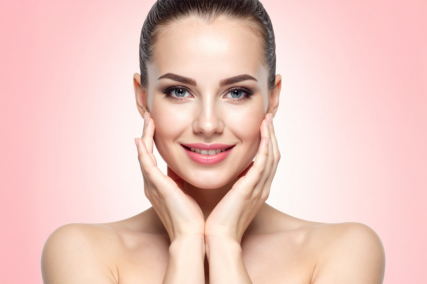 Microneedling m/u Salmon DNA hos Michelle Kosmetiske