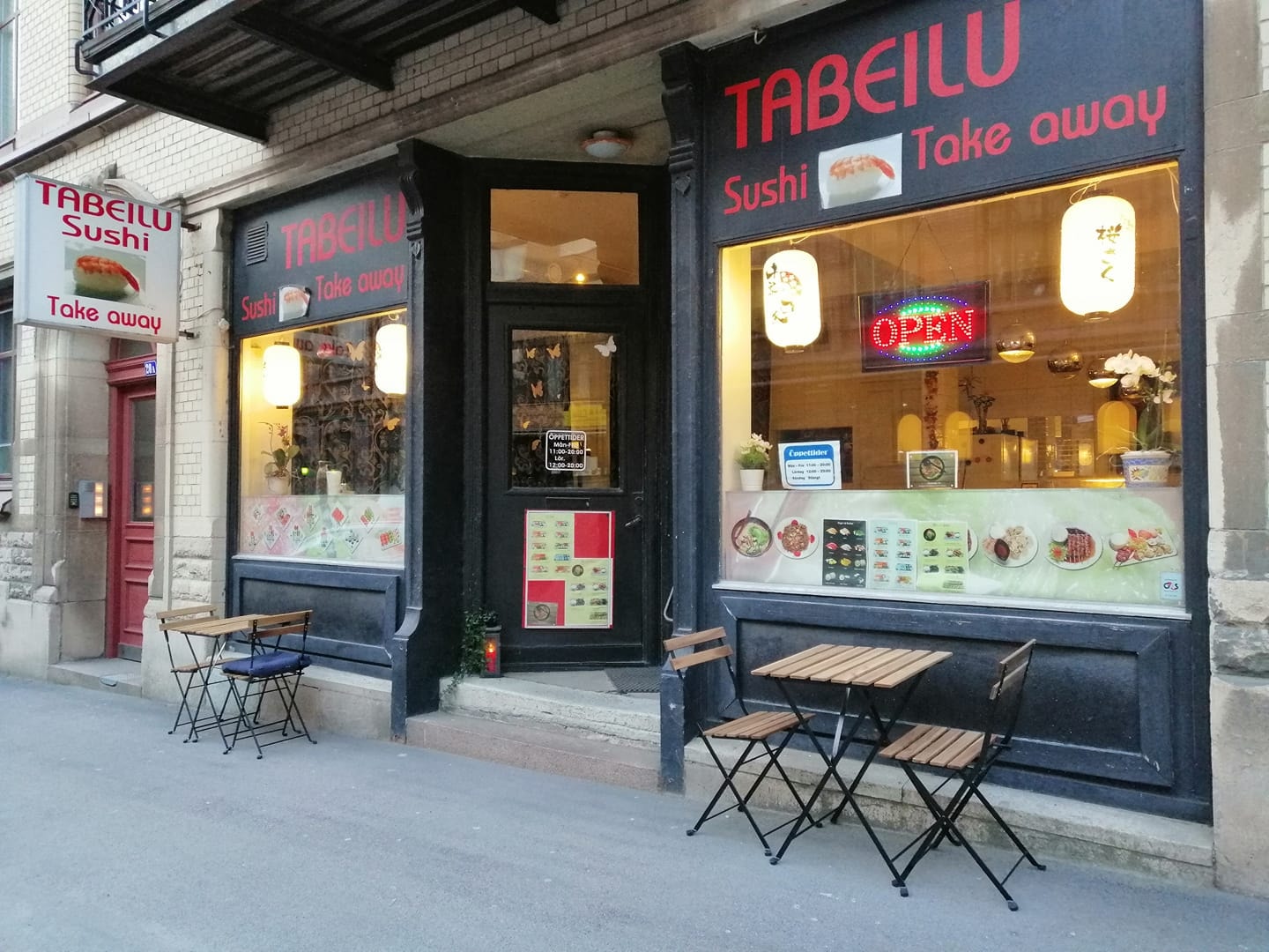 10 bitar sushi från Tabeilu sushi i Vasa (1 av 4)