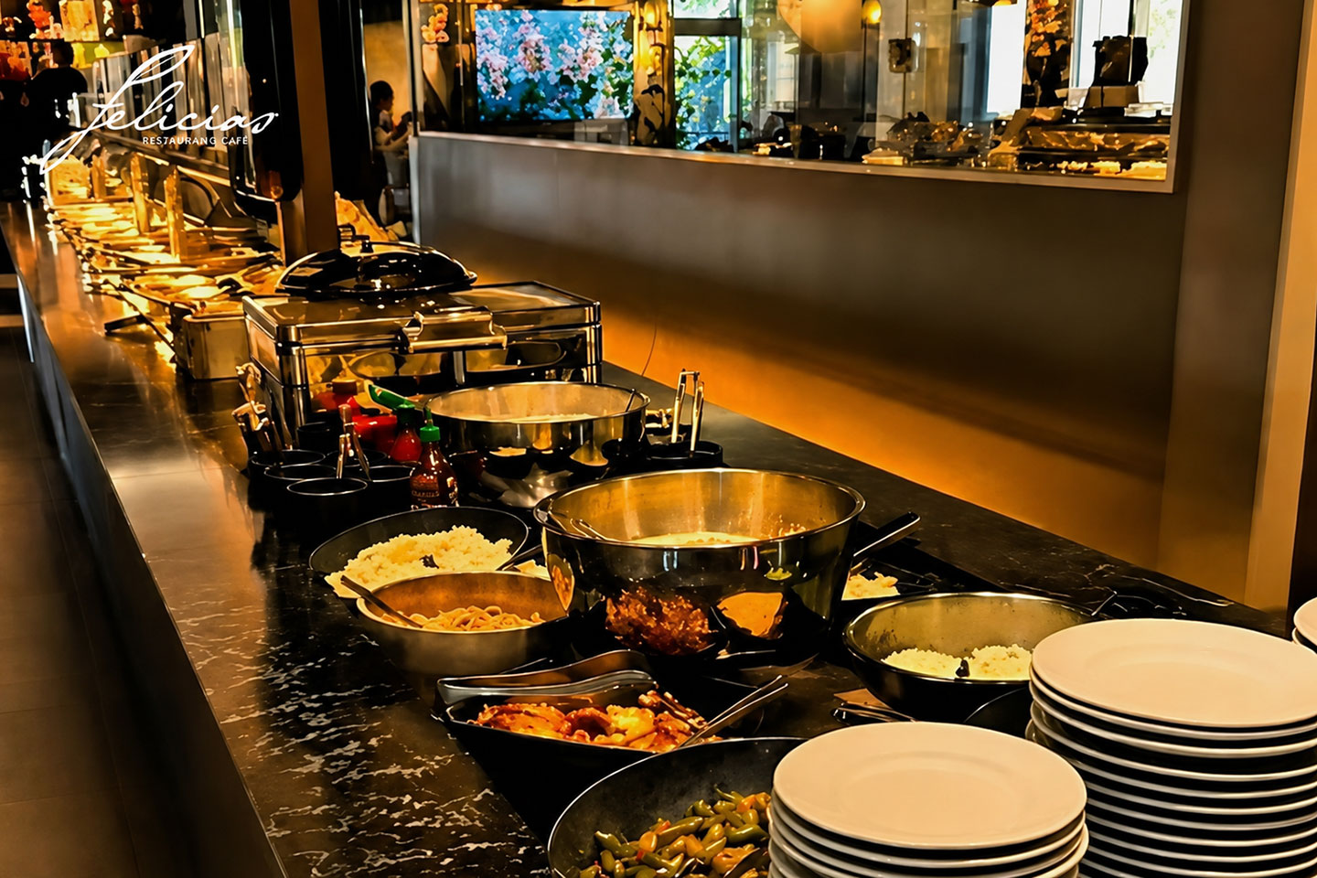 Stor kvällsbuffé hos Restaurang Felicia i Gårda