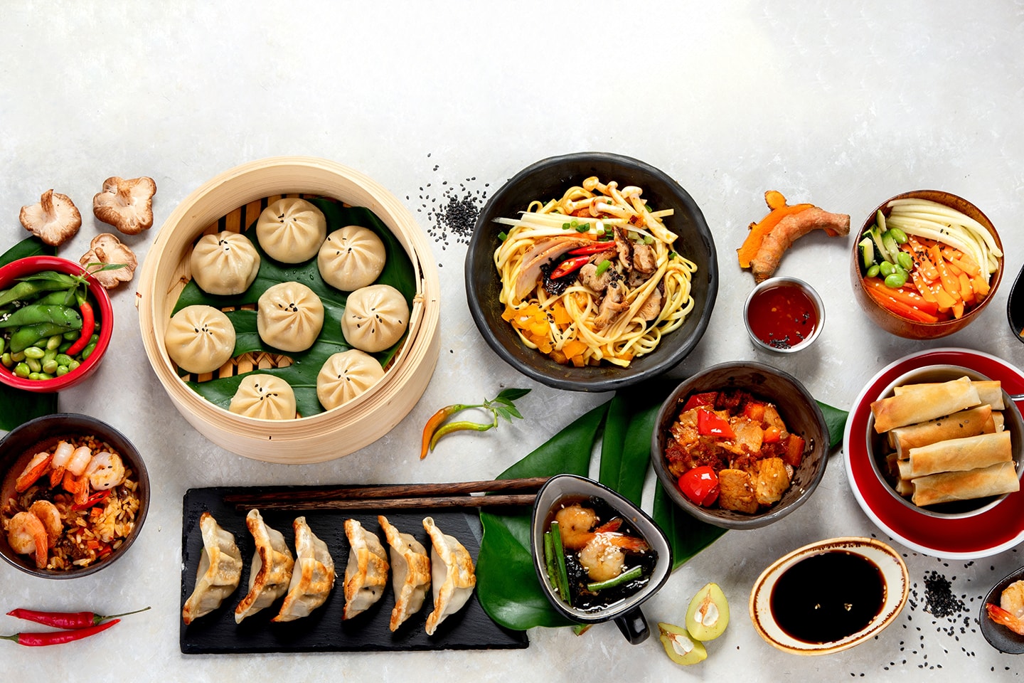 7-retters asiatisk tasting meny for 2 til 6 personer. Kun 399 per person (1 av 11)