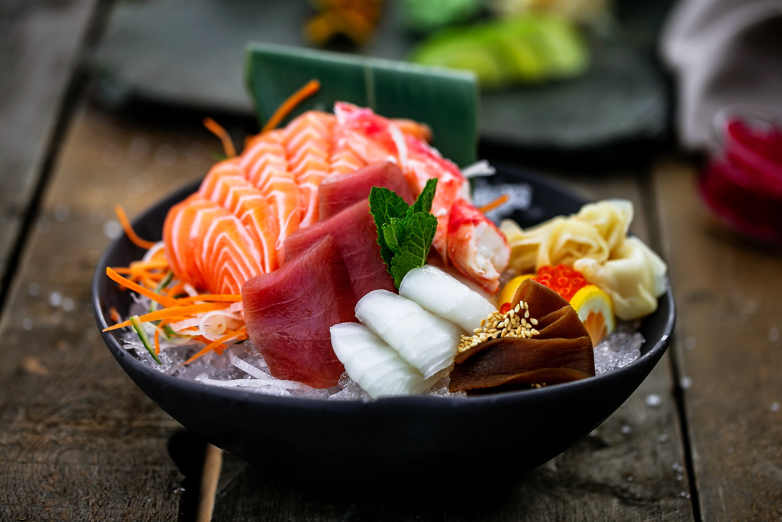 Velg mellom 12 til 76 biter takeaway sushi hos Fish Me (1 av 6) (2 av 6)