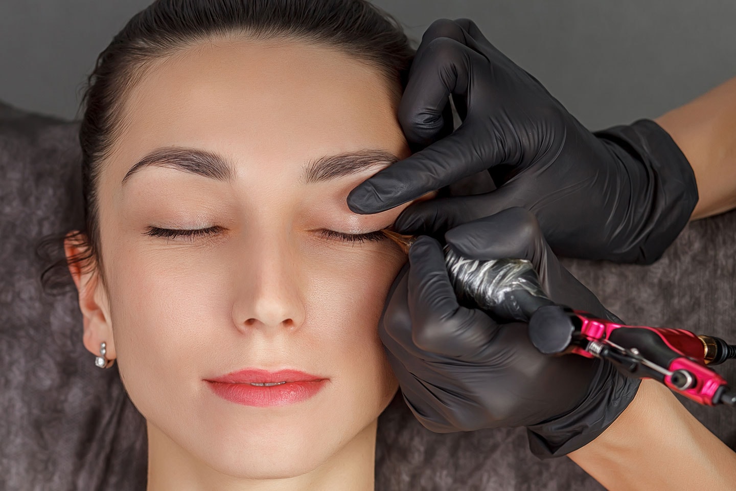 Kosmetisk tatuering inre ögonvrå el. eyeliner hos Beleza Beauty Majorna (1 av 5)