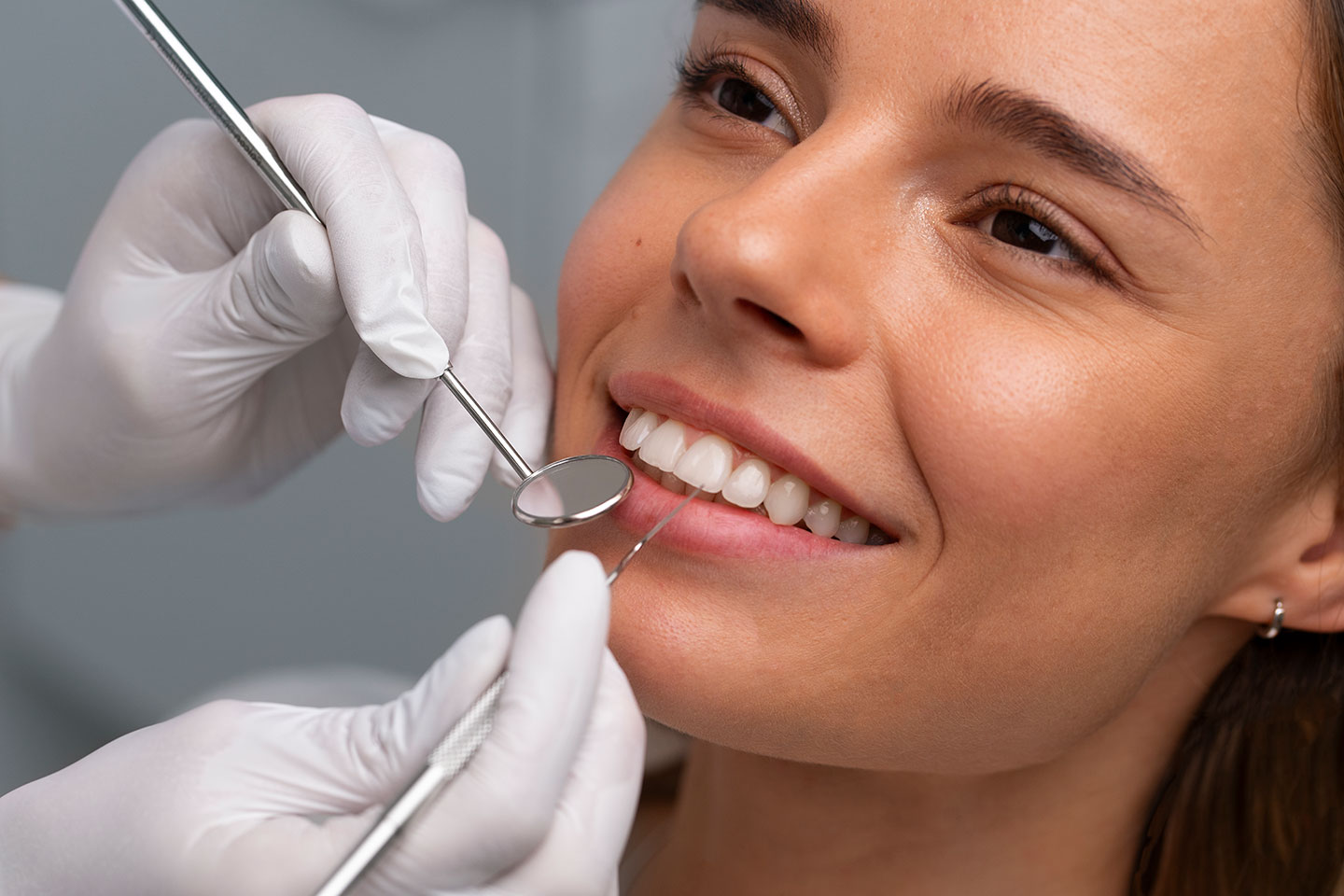 Tandundersökning med tandstensborttagning i Vårberg centrum