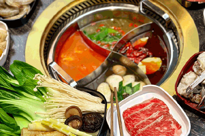 Hot Pot hos Pong på Täby torg