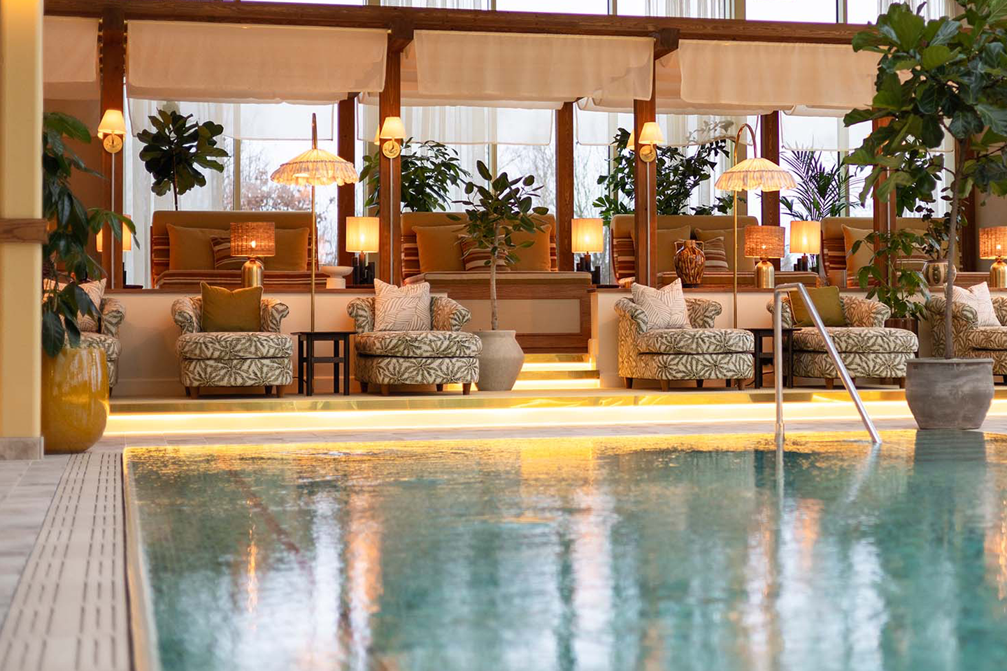 1 natt för 2 med boende & entré till Pool Club på Hjortviken | Let’s deal