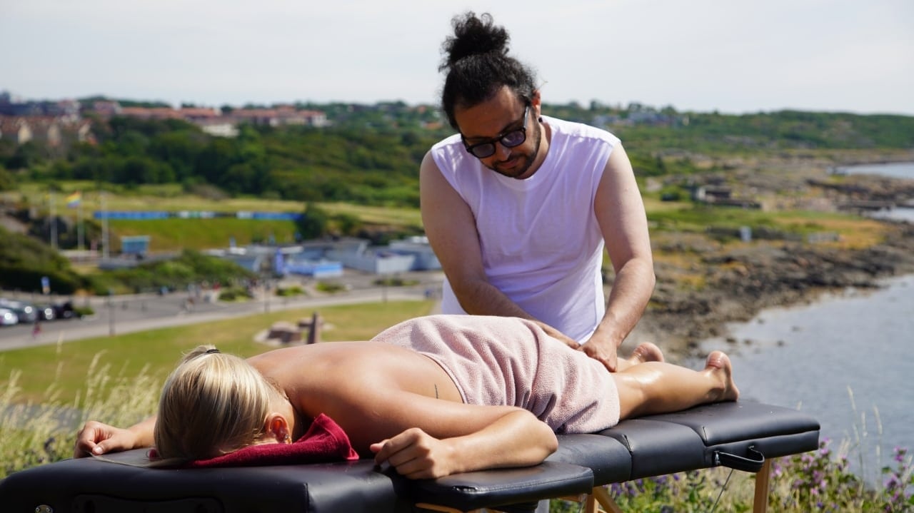 Valfri massage hos Relaxator, välj mellan 5 olika, 45-60 min (10 av 12)
