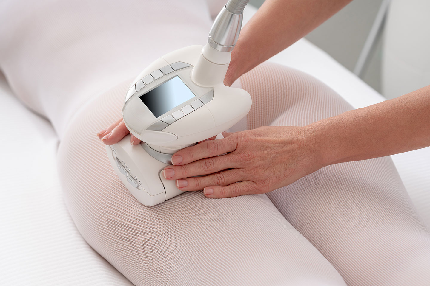 Minska celluliter med LPG-behandling 6 tillfällen hos Dr. Beauty