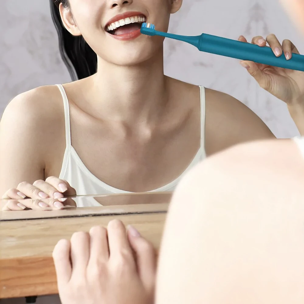 Elektrisk tannbørste med UV-desinfeksjon (13 av 16)