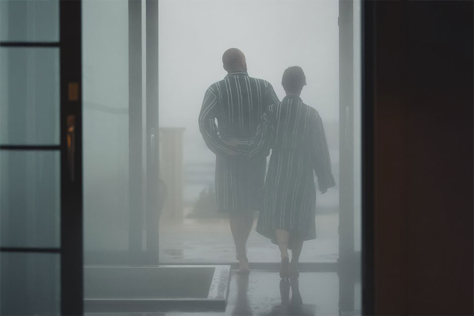 Spaentré morgon och frukostbuffé för 2 på Hotel Strana