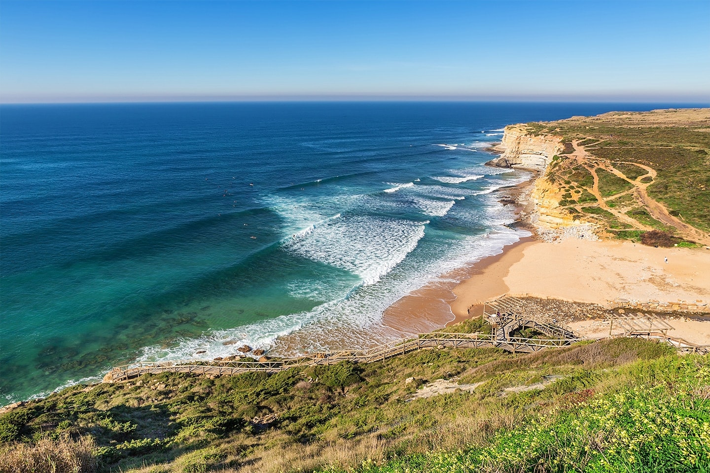 Surfa i Ericeira Portugal inkl. frukost och surflektioner, 1 vecka (1 av 24)